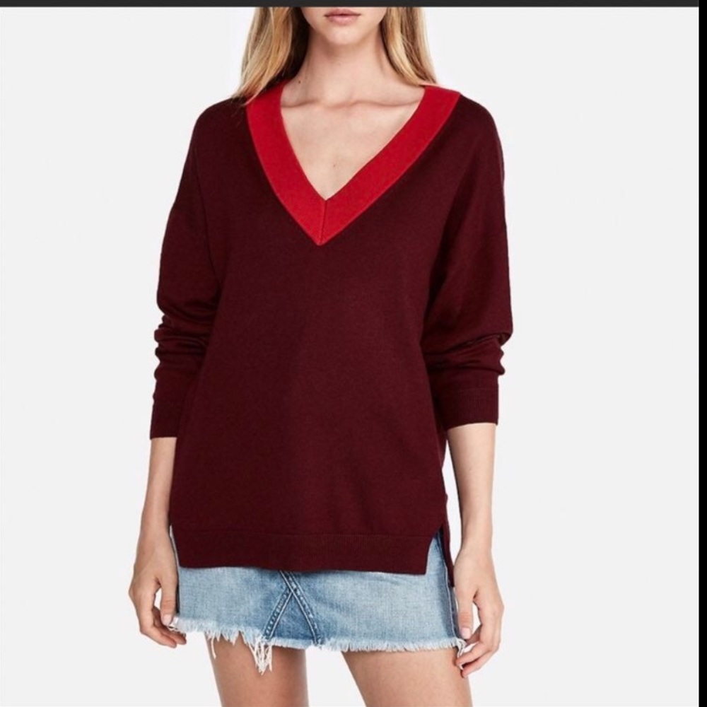 Express NWT Oversized Deep V-Neck Tunic Sweater